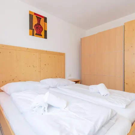 Centrally Located With Sauna Near Kaprun Apartament Piesendorf